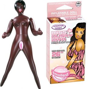 Din Egen Miss Dusky lige ved Hnden