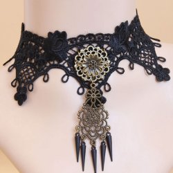 Retro Gothic Lace Metal Flower Chocker