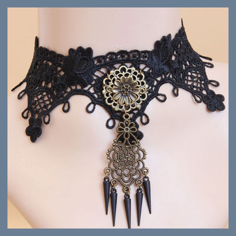 Retro Gothic Lace Metal Flower Chocker