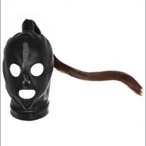 Sort Htte med Hestehale