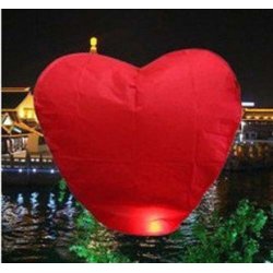 Flyvende lanterne hjerte