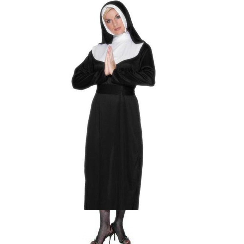 Nonne Kostume.